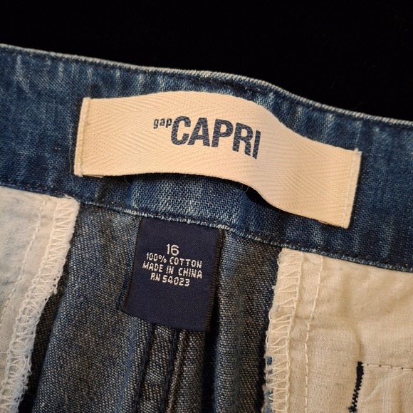 GAP Capri Jeans Women's Size 16 Medium Wash Wide Leg Cropped Denim - Picture 5 of 7